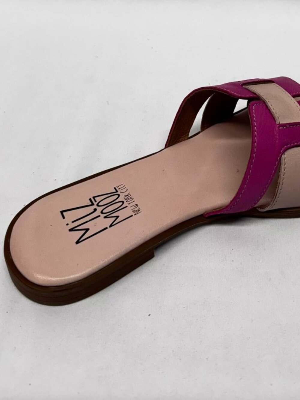 MIZ MOOZ LEATHER SLIP-ON FLAT SANDALS 37EU MAGENTA / PINK / 7US T 193 - Picture 3 of 4